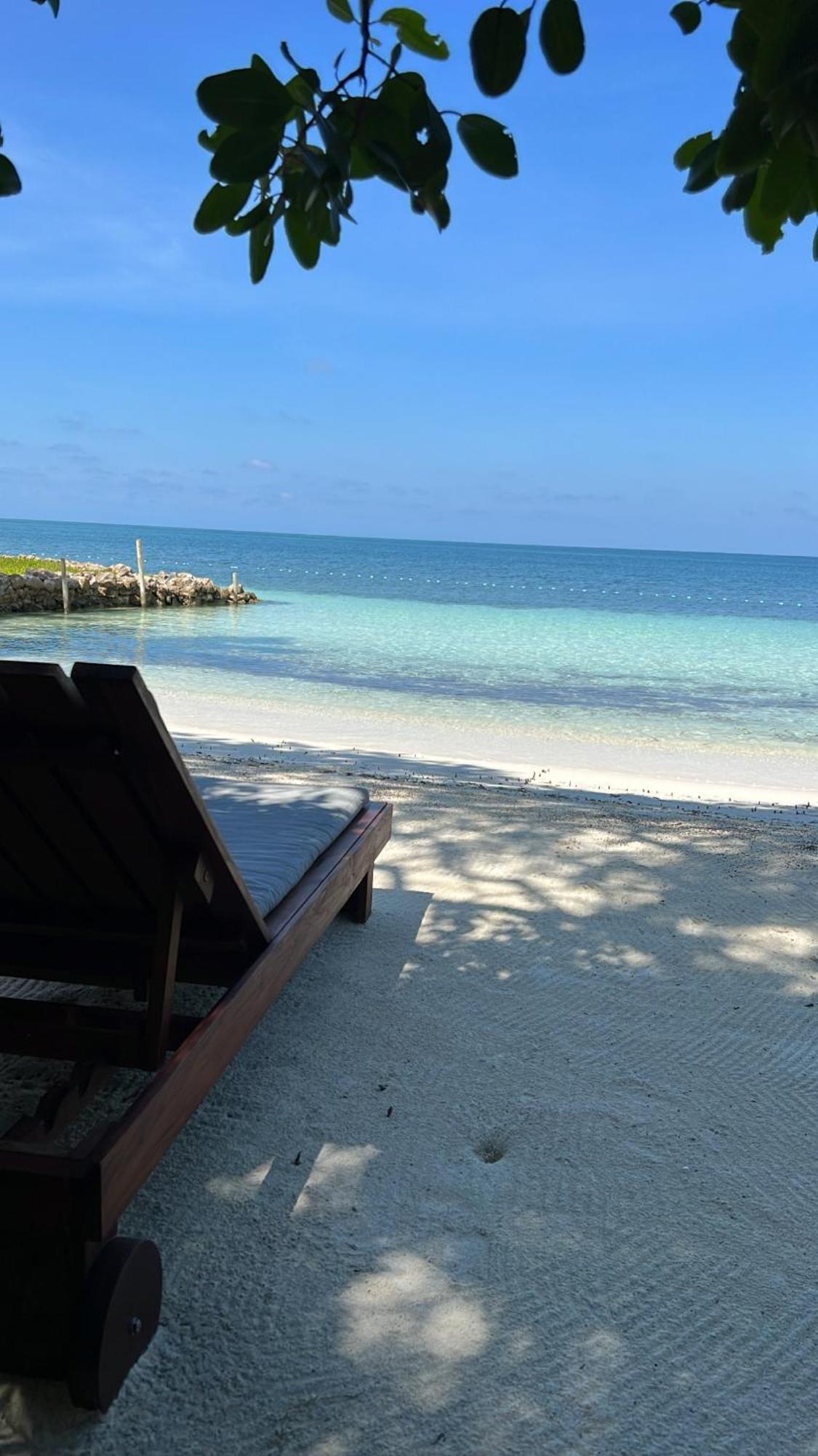 Salsipuedes Tintipan Island