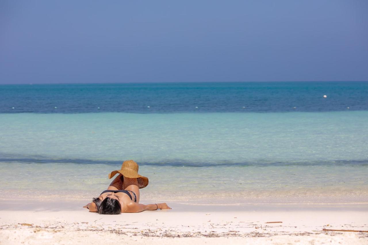 Salsipuedes Hotel Tintipan Island